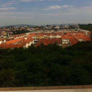 Image 6 - 136107