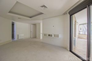 Image 26 - 136522