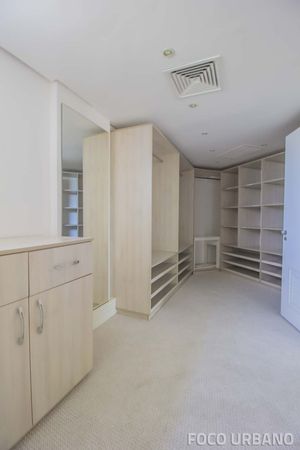 Image 27 - 136522