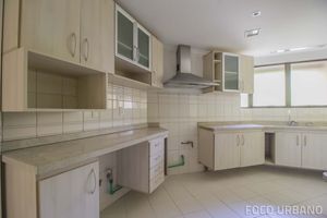 Image 29 - 136522