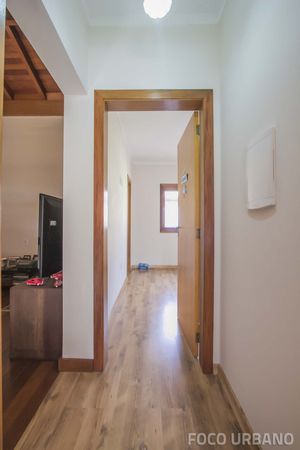 Image 12 - 136652
