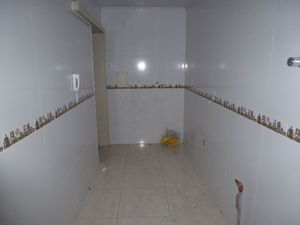 Image 11 - 136978