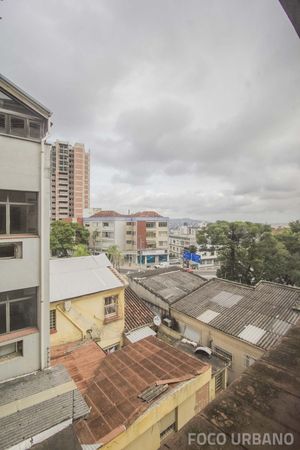 Image 46 - 137402