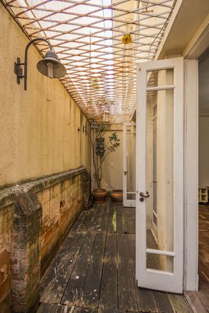 Image 8 - 137420