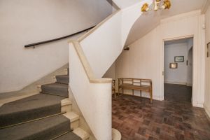 Image 20 - 137420