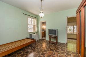 Image 30 - 137420