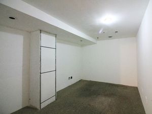 Image 10 - 137729