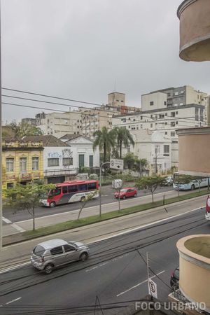 Image 10 - 137982