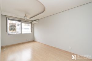 Image 3 - 138105
