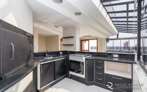 Image 8 - 139100