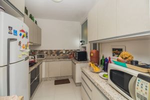 Image 33 - 13977