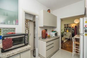 Image 34 - 13977