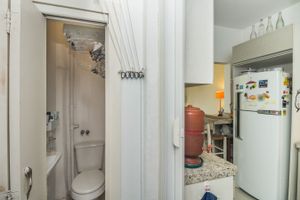 Image 35 - 13977