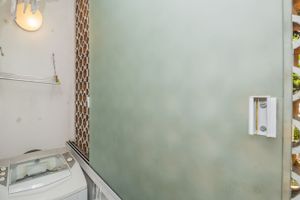 Image 37 - 13977