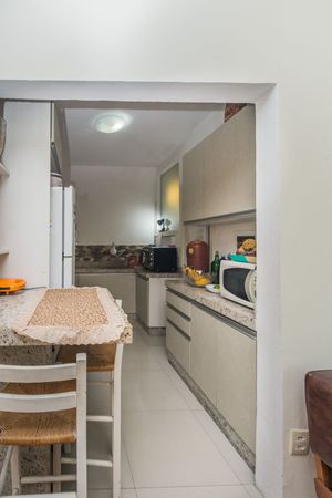 Image 38 - 13977