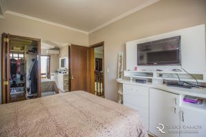 Image 11 - 139820