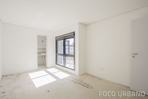 Image 22 - 140053