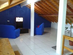 Image 3 - 140362
