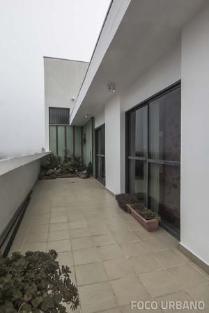 Image 21 - 140610