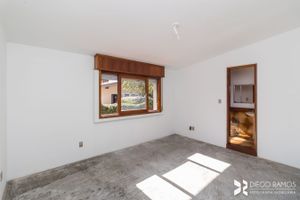 Image 29 - 141409