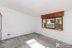 Image 30 - 141409