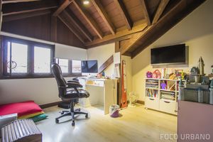 Image 17 - 141502