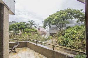 Image 10 - 141572
