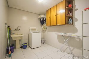 Image 37 - 142323