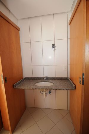 Image 37 - 142383