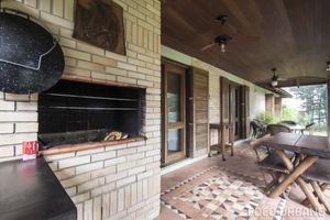 Image 33 - 142592