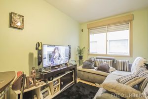 Image 1 - 142704