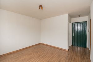 Image 3 - 142789