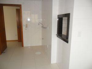 Image 4 - 143985