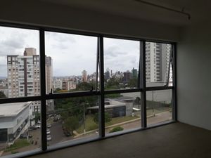 Image 17 - 144649
