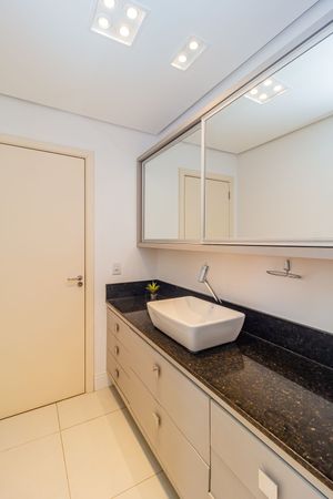 Image 32 - 145242