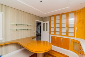 Image 34 - 145543