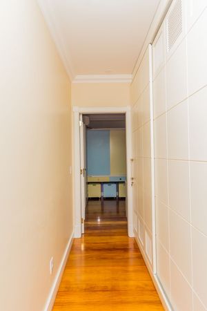 Image 36 - 145543