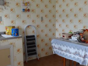 Image 7 - 145797