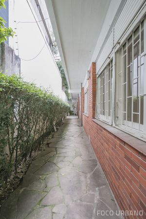 Image 29 - 145991