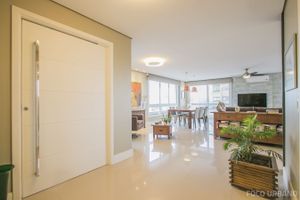 Image 11 - 146213