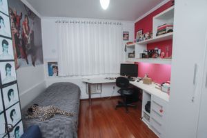 Image 4 - 146233