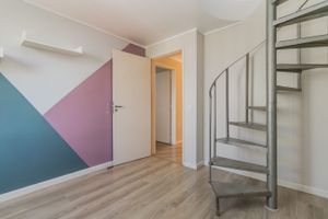 Image 15 - 146283