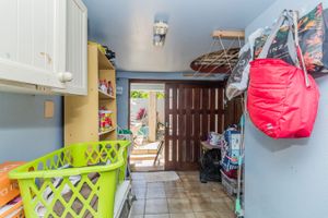 Image 33 - 146290