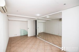 Image 44 - 146803