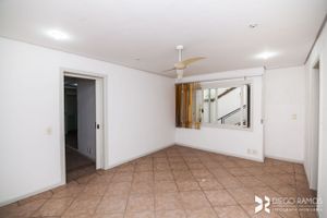 Image 46 - 146803