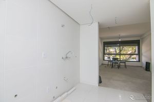 Image 26 - 147128