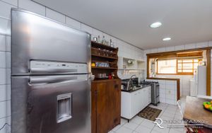 Image 11 - 147256