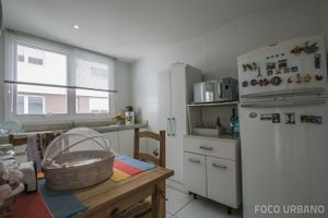 Image 20 - 147344