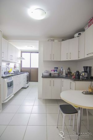 Image 33 - 147468