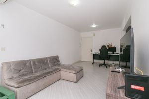 Image 3 - 147744